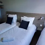 Eisenhower Hotel 2*