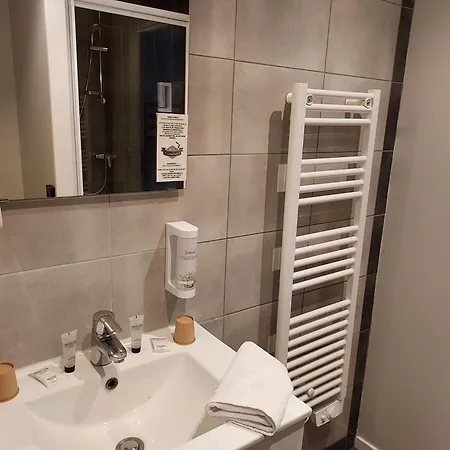 Hotel Eisenhower 2*