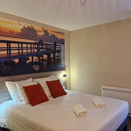 Eisenhower Hotel Port-en-Bessin-Huppain