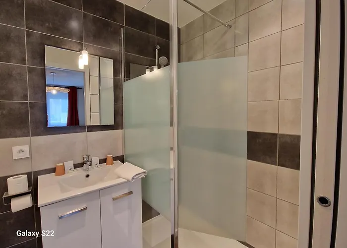 Eisenhower 2* Port-en-Bessin-Huppain